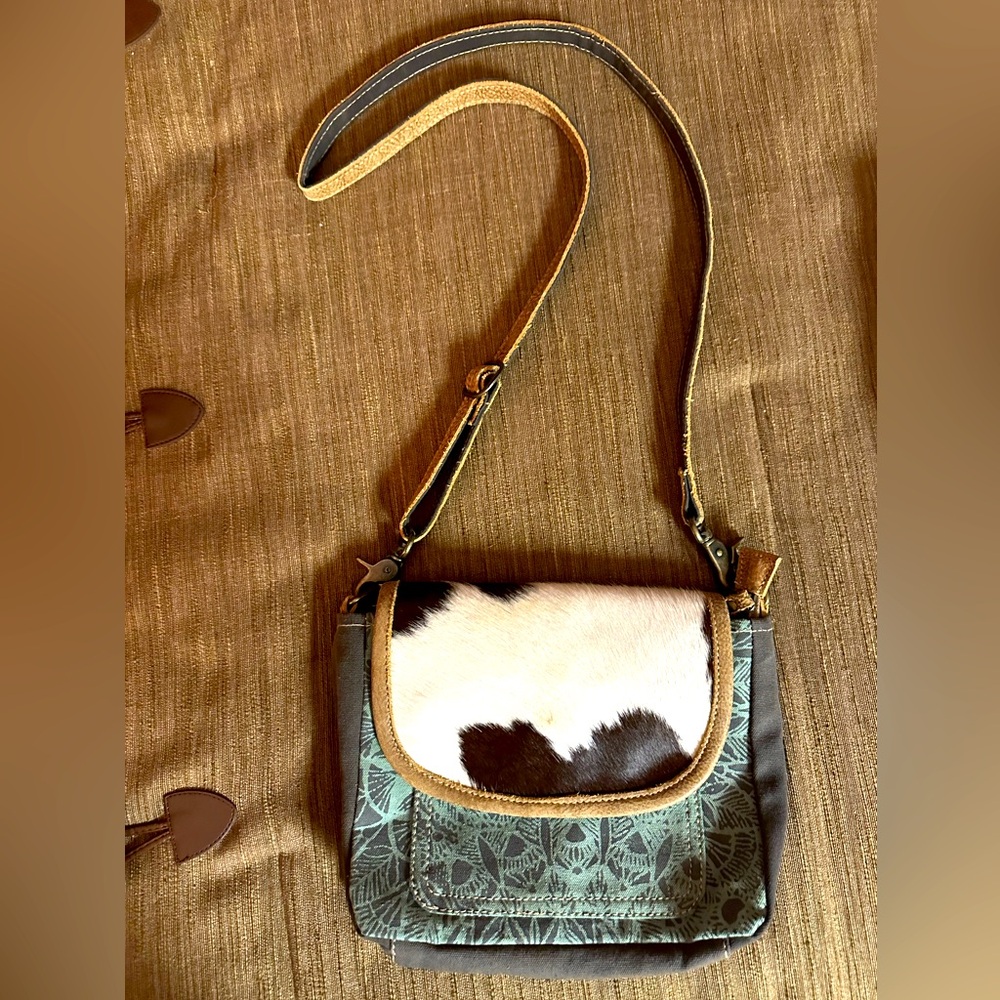 Crossbody Multi Pattern Bag With Removable Should… - image 1